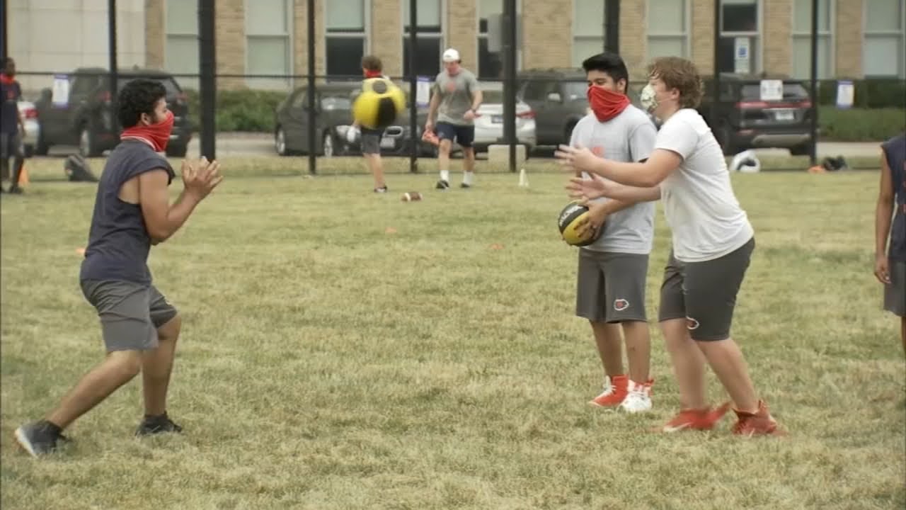 Gov. Pritzker announces youth sports guidelines, IHSA delays some seasons