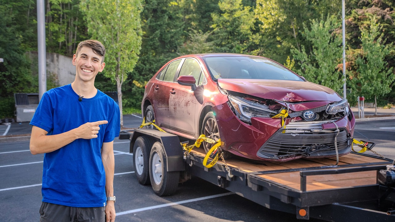 Я купил разбитую гибридную Toyota Corolla!