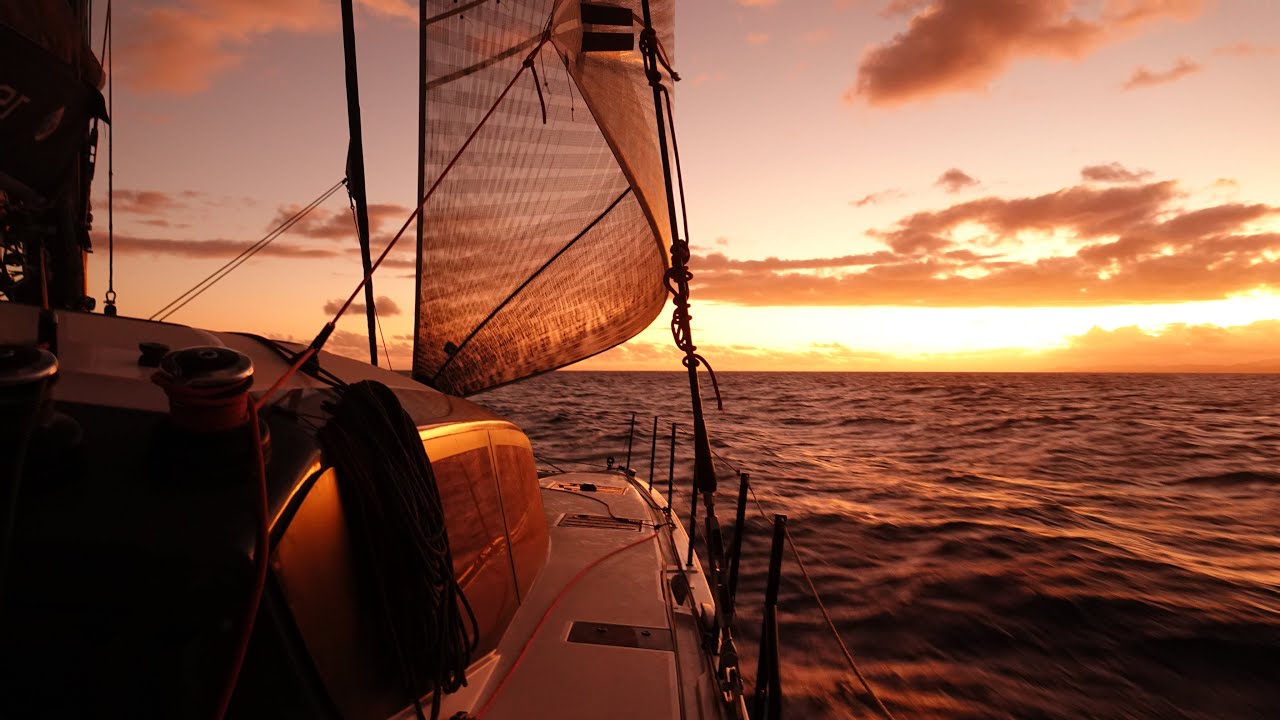 Sailing from Wallis to Savusavu in Fiji - Sailing Greatcircle (ep.274)