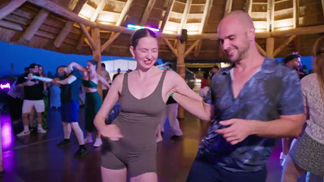 Felipe & Ronja at Terra Livre Dance Festival 2025 - Bachata Rolerotation Social Dancing