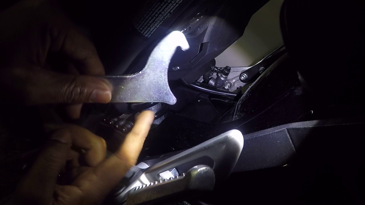 REGULAGEM DA SUSPENSÃO TRASEIRA DA HONDA NC 750X 2016