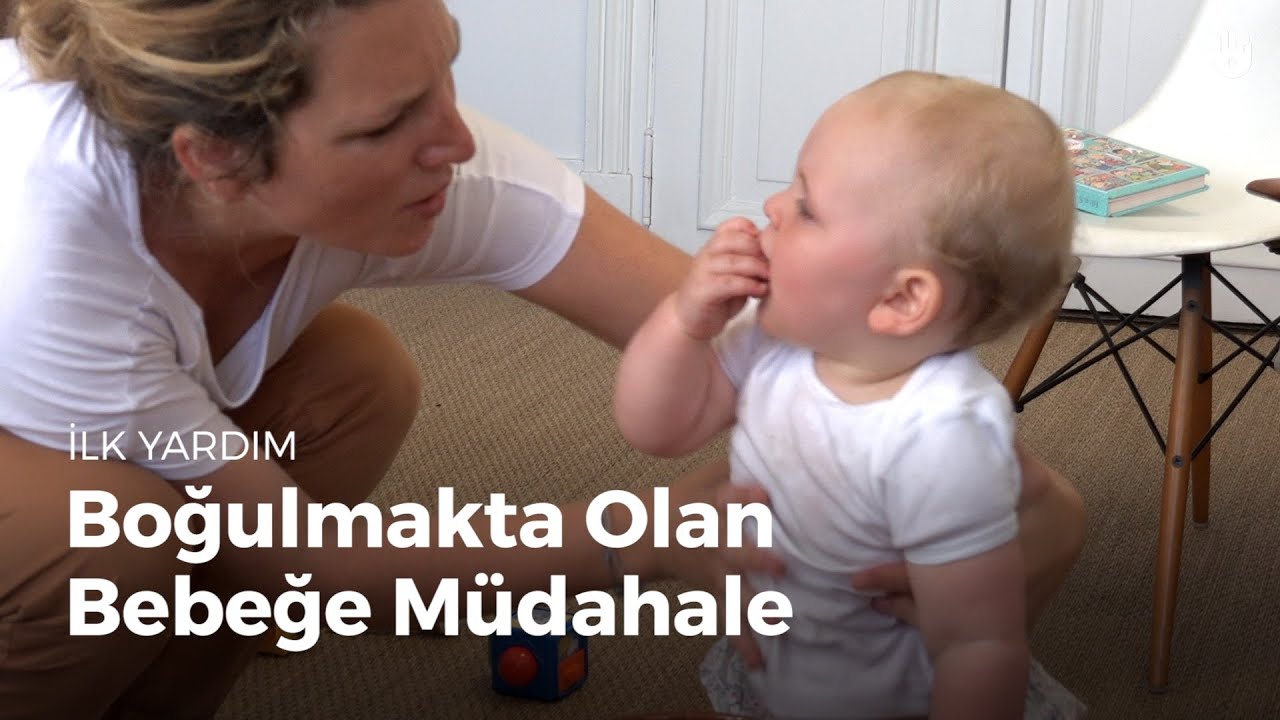 İlk yardım hareketlerini öğrenin: Boğulmakta olan bebeğe müdahale