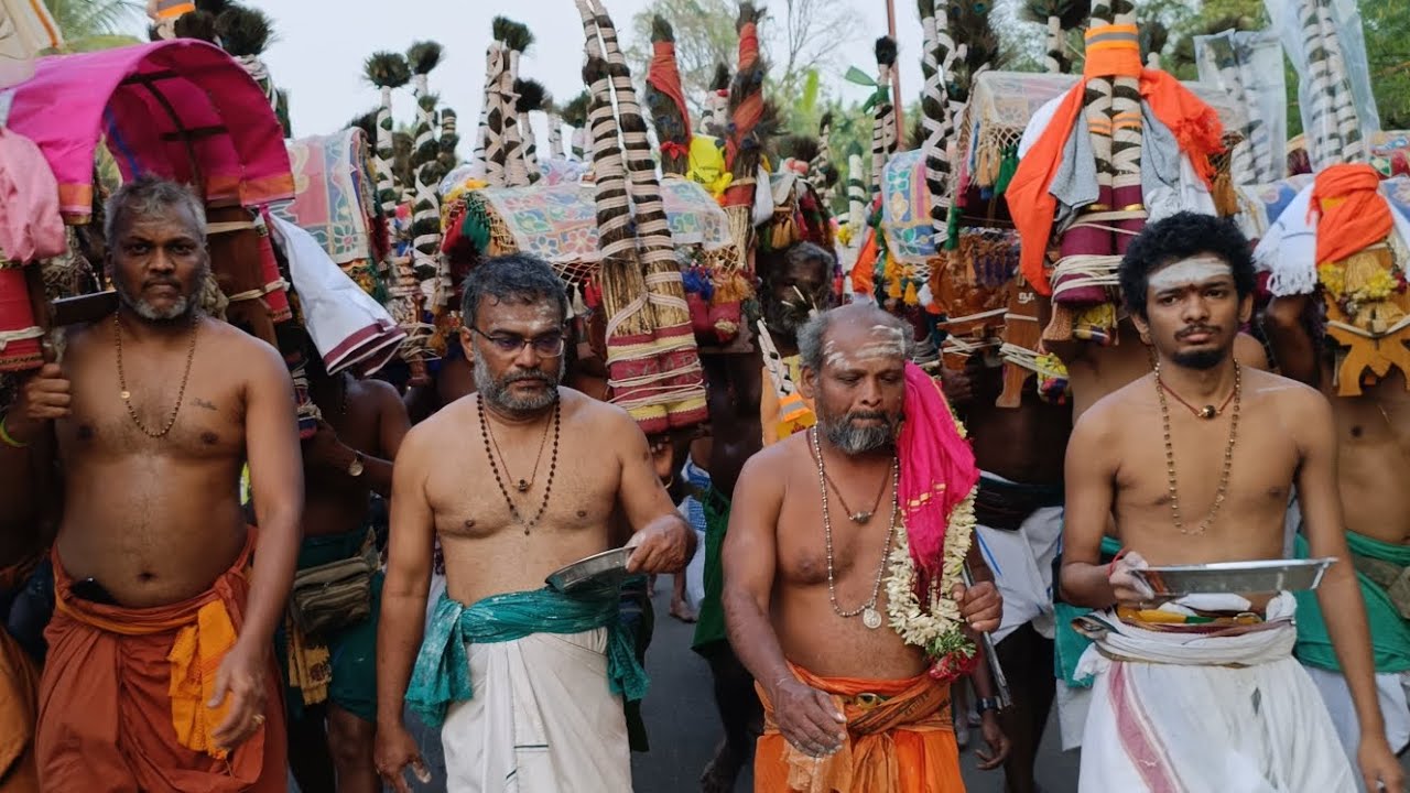 நகரத்தார்  பழனி தைப்பூச காவடிகள் 352 சமுத்திரப்பட்டியில் பூஜை நன்றி:கோனாபட்டு சுப்பு அண்ணன்