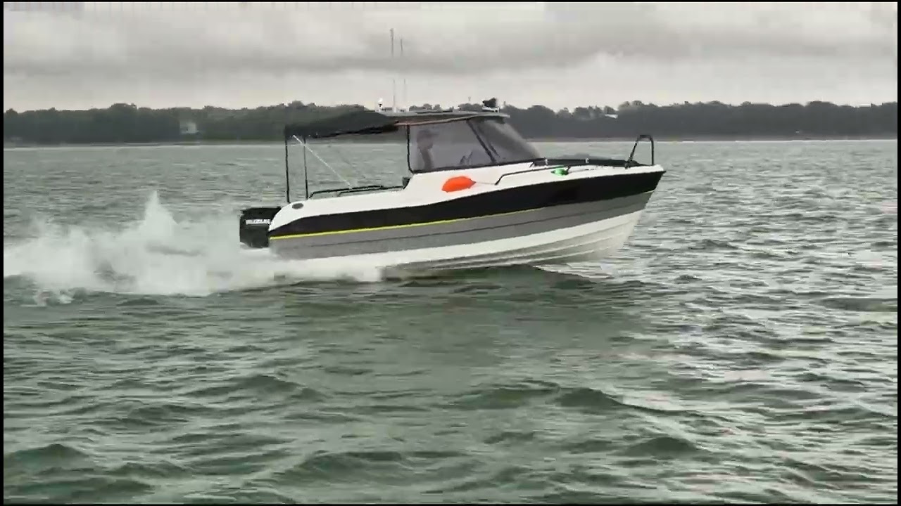 Sea trial. Think Boat  Pilothouse TB18 with Suzuki DF100 on Solent