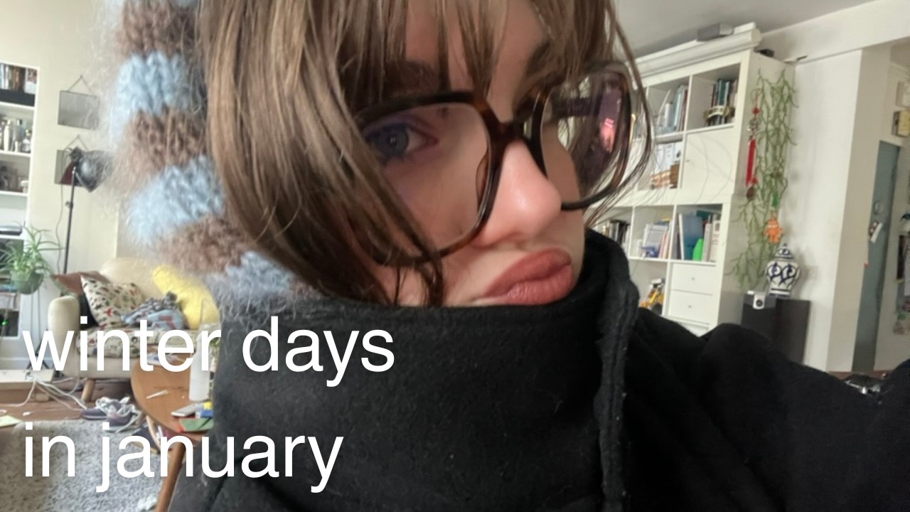 snow, jazz, friends and uni || part.1 ☆⋆₊⊹❅⋆