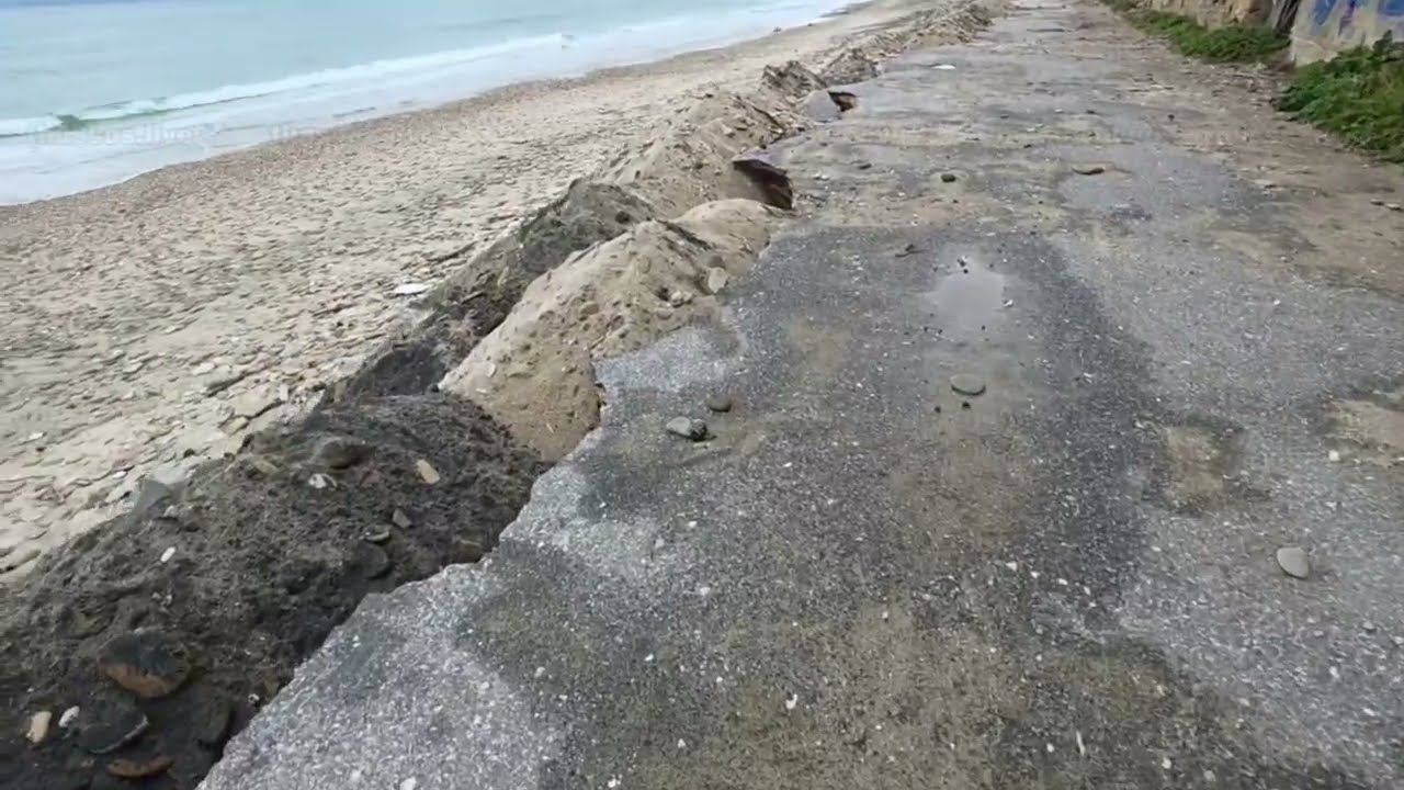 Καταστροφές - Παραλία Λιμεναρίων