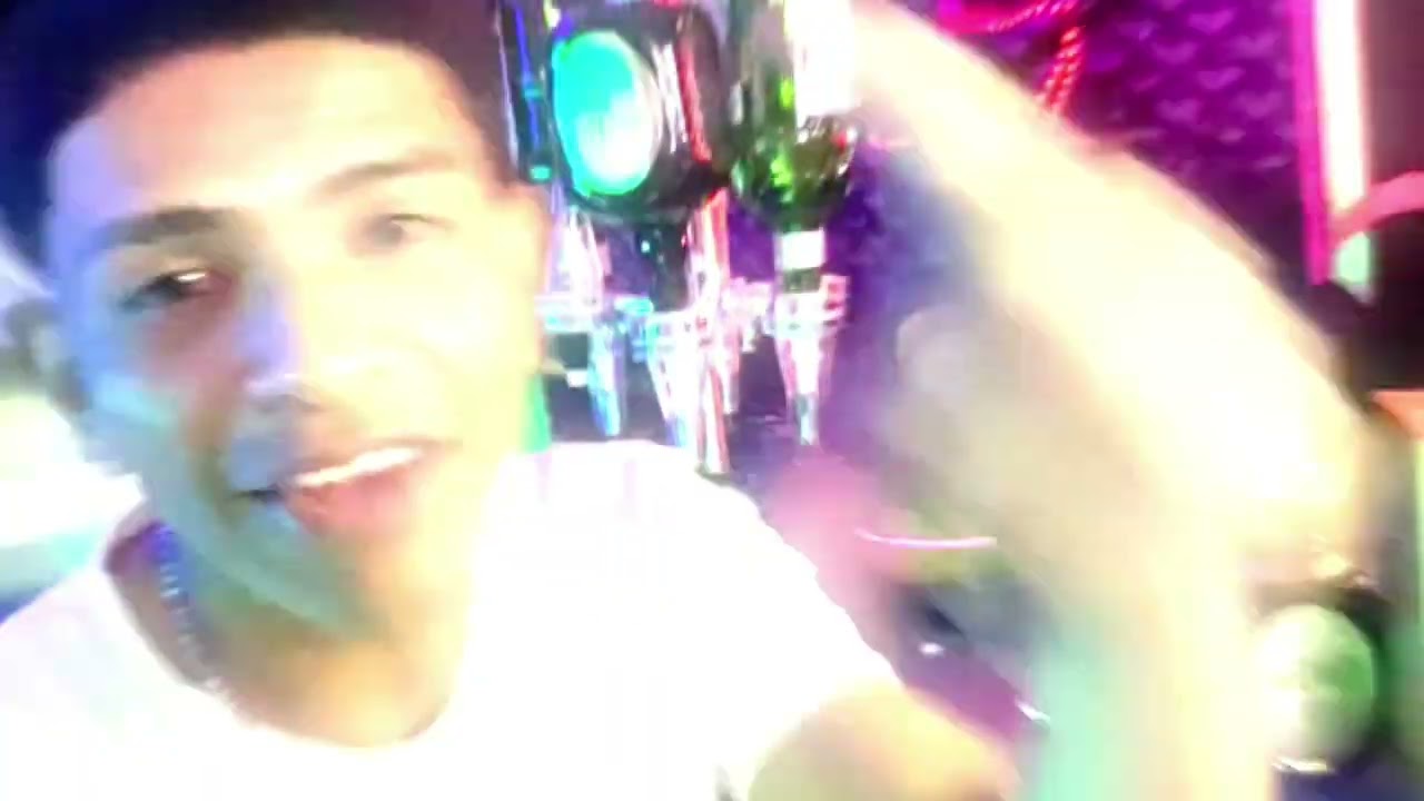 MC Mistério - Finjo que sou cego, Finjo sou surdo