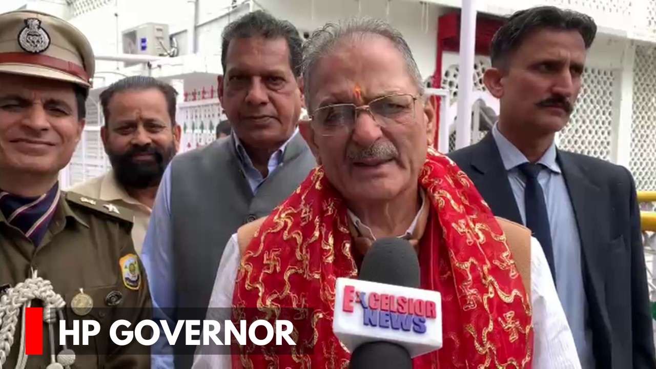 HP Governor Kavinder Gupta Performs Darshan At Daati Maa Dev Sathan