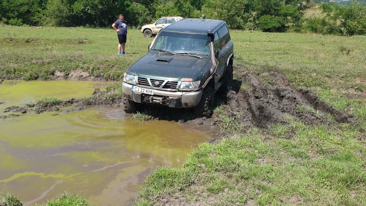 [ OffRoad Cluj [ Nissan Patrol 2 8 vs Suzuki Vitara 2 0