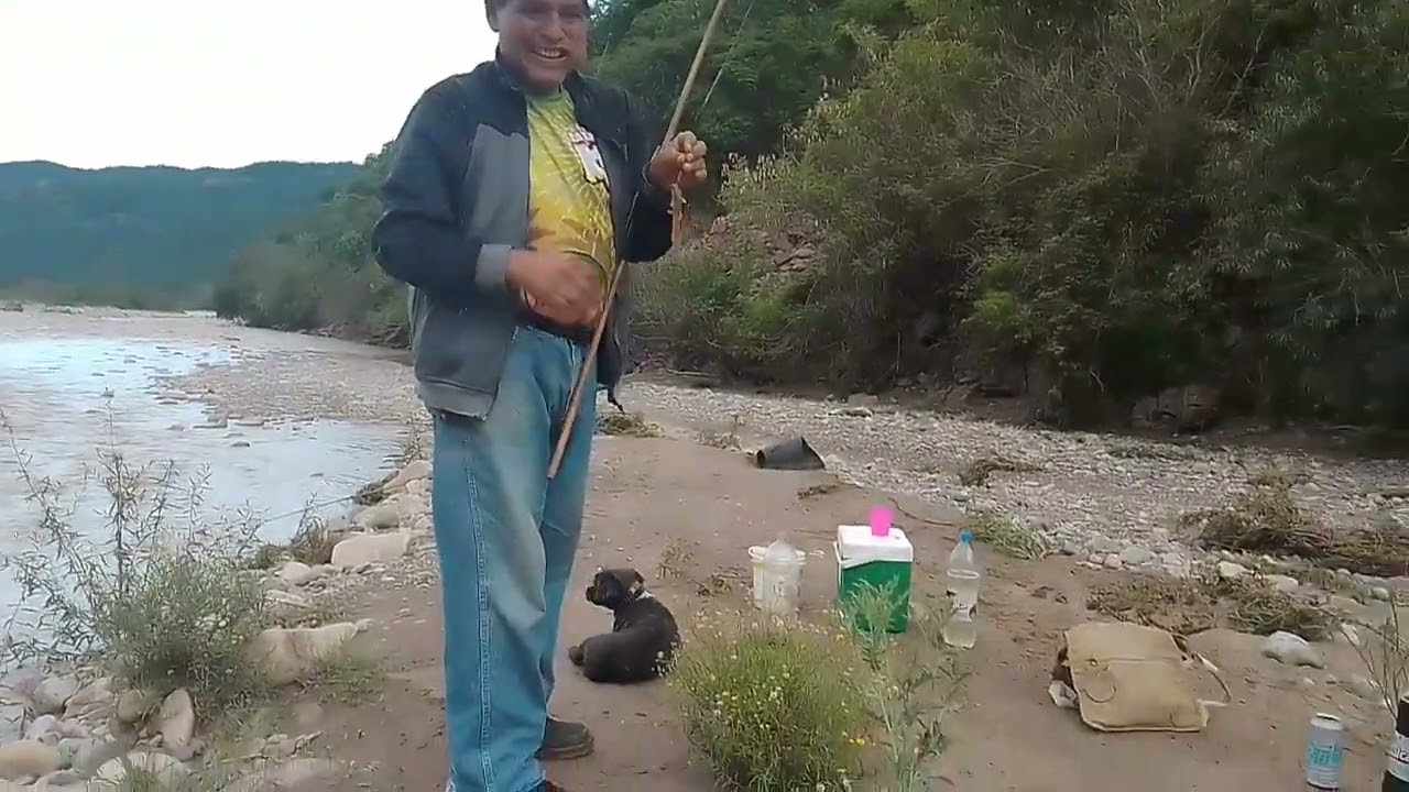 pescando yusca en el cable carril estación río Mojotoro