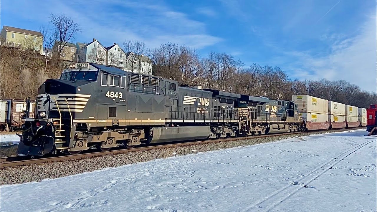 ES44DC Trails on NS 29G