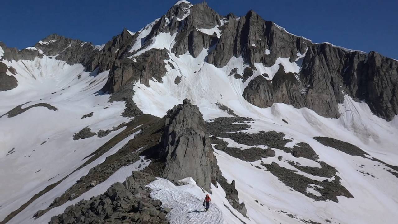 Chilchhorn - Mittaghorn  Sci Ripido Nufenenpass