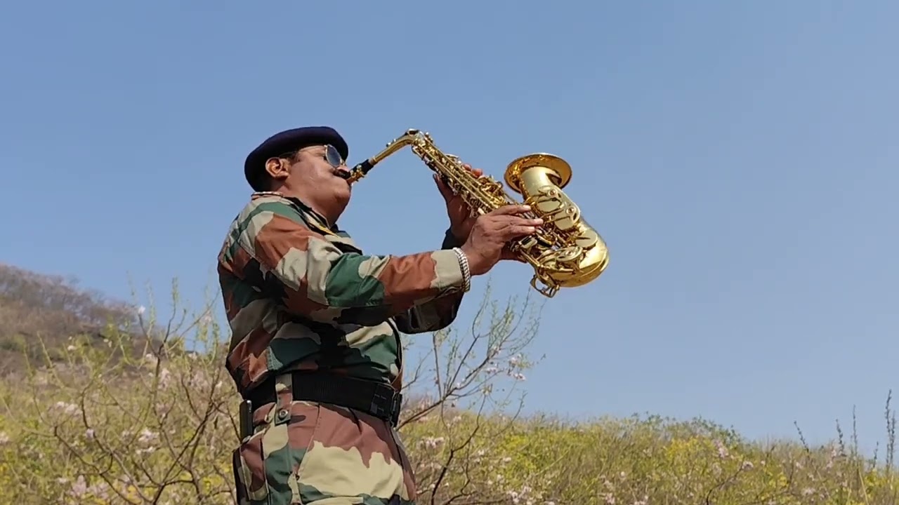 Republic Day Saxophone Song | C. S. Ahire | Sandese Aate hain & Mera karma tu