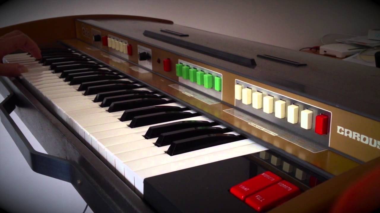 Orla Carousel 1970 vintage Keyboard