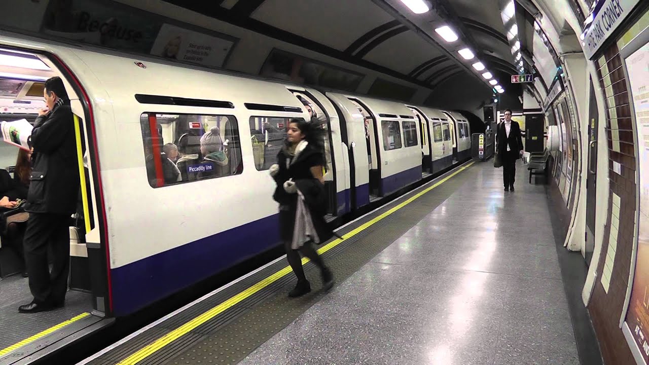 Piccadilly Line trains @ Hyde Park Corner