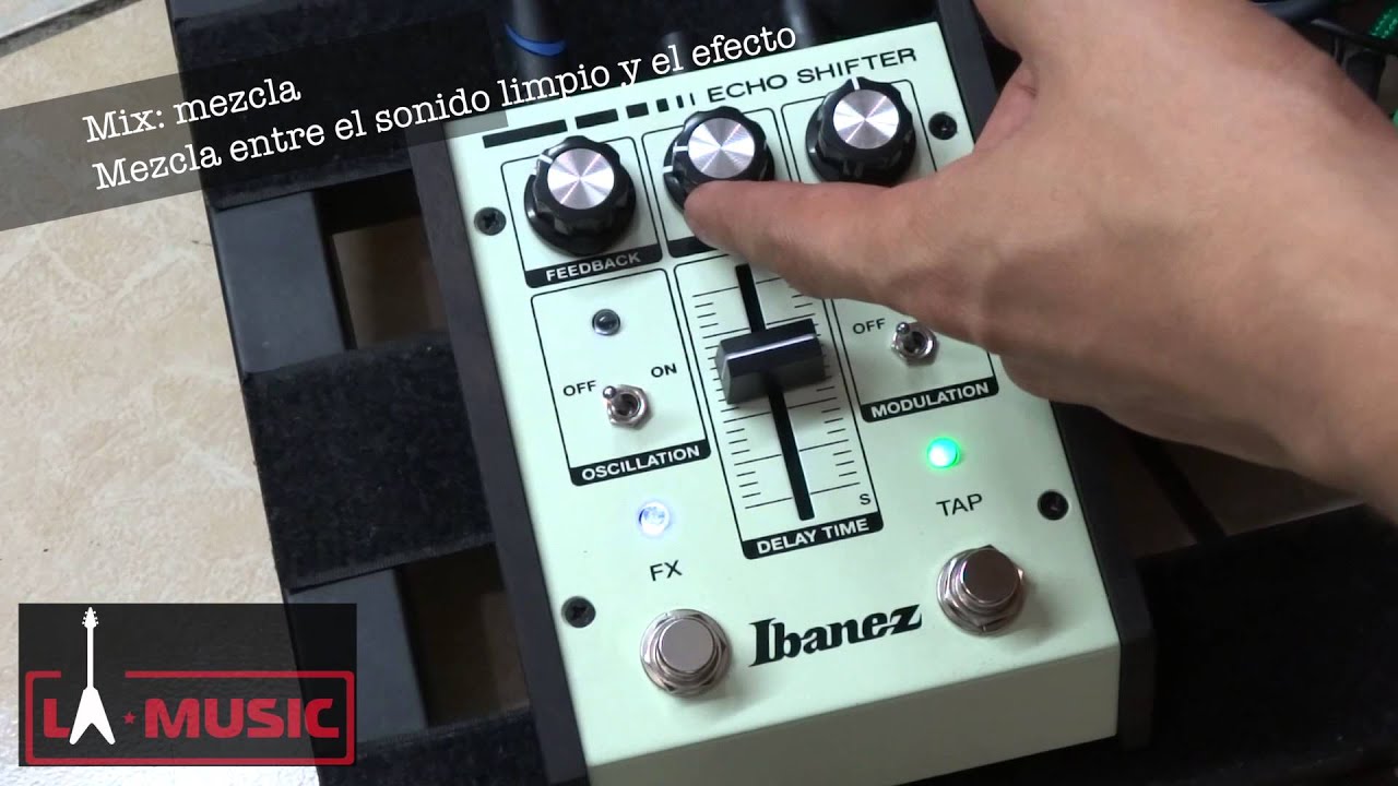 Ibanez echo shifter Demo by Carlos Purata (LA music store)