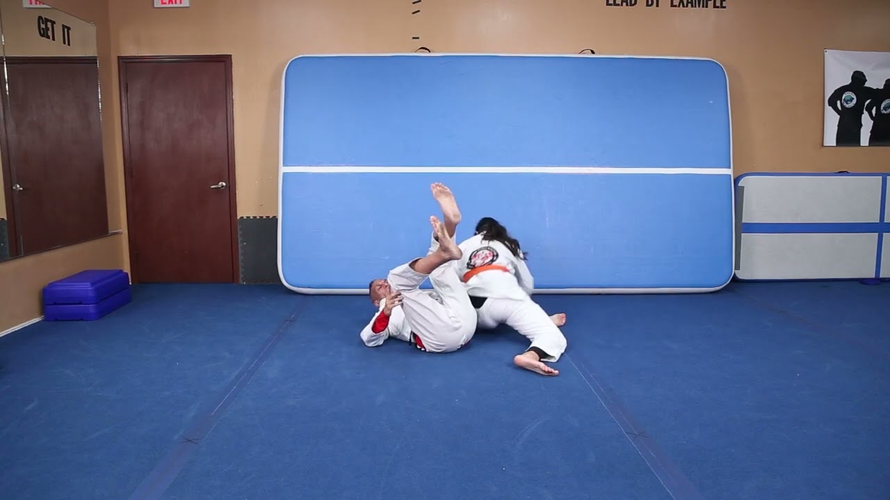 Side Throw - Yoko Guruma