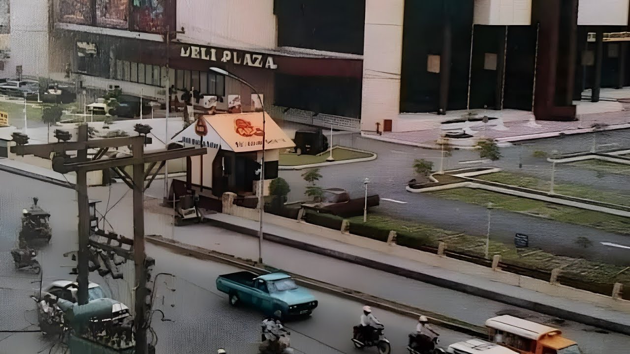 DELI PLAZA MEDAN, MAL MODERN HITS TAHUN 90-AN❗