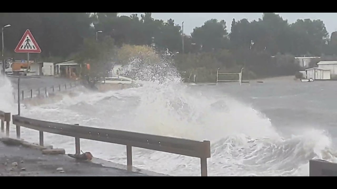 Nevrijeme Umag, Zambratija