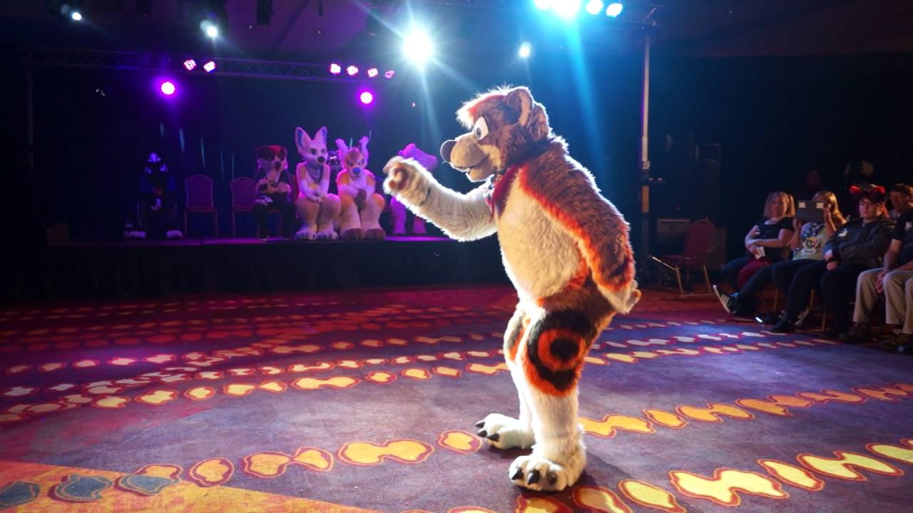 Indy Furcon 2016 Dance with Digious