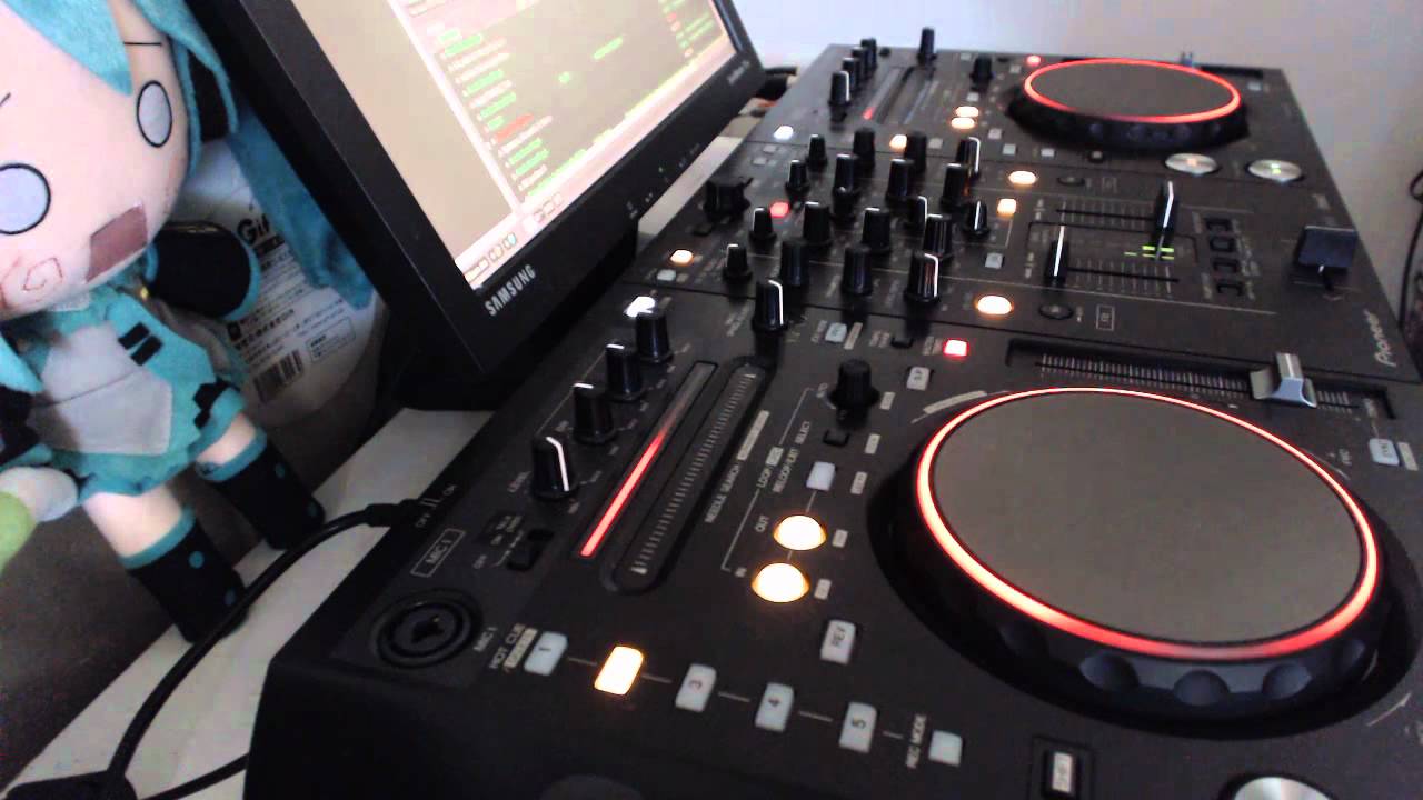 w-isk - J-Core Mix 19