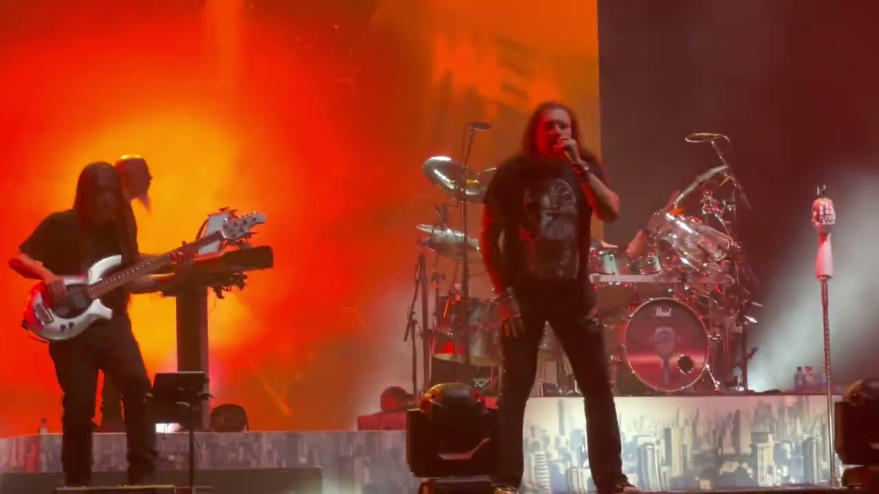 Dream Theater -  Sleeping Giant (HD quality) Live at Allianz Ecopark Ancol Jakarta