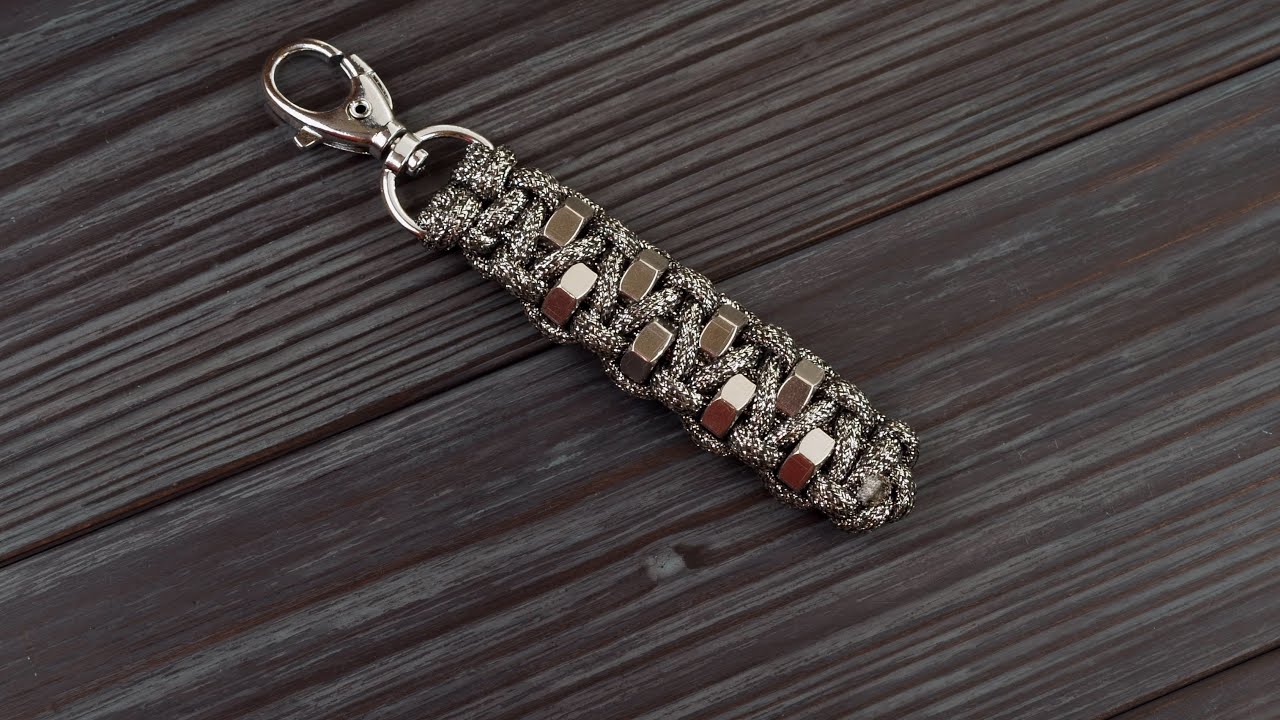 Knight's Armour with Hex Nuts paracord keychain