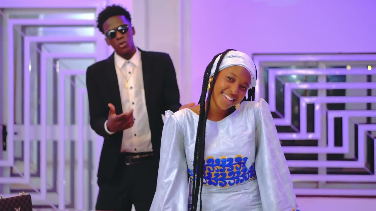 Staydji-OH NANA(Clip officiel)