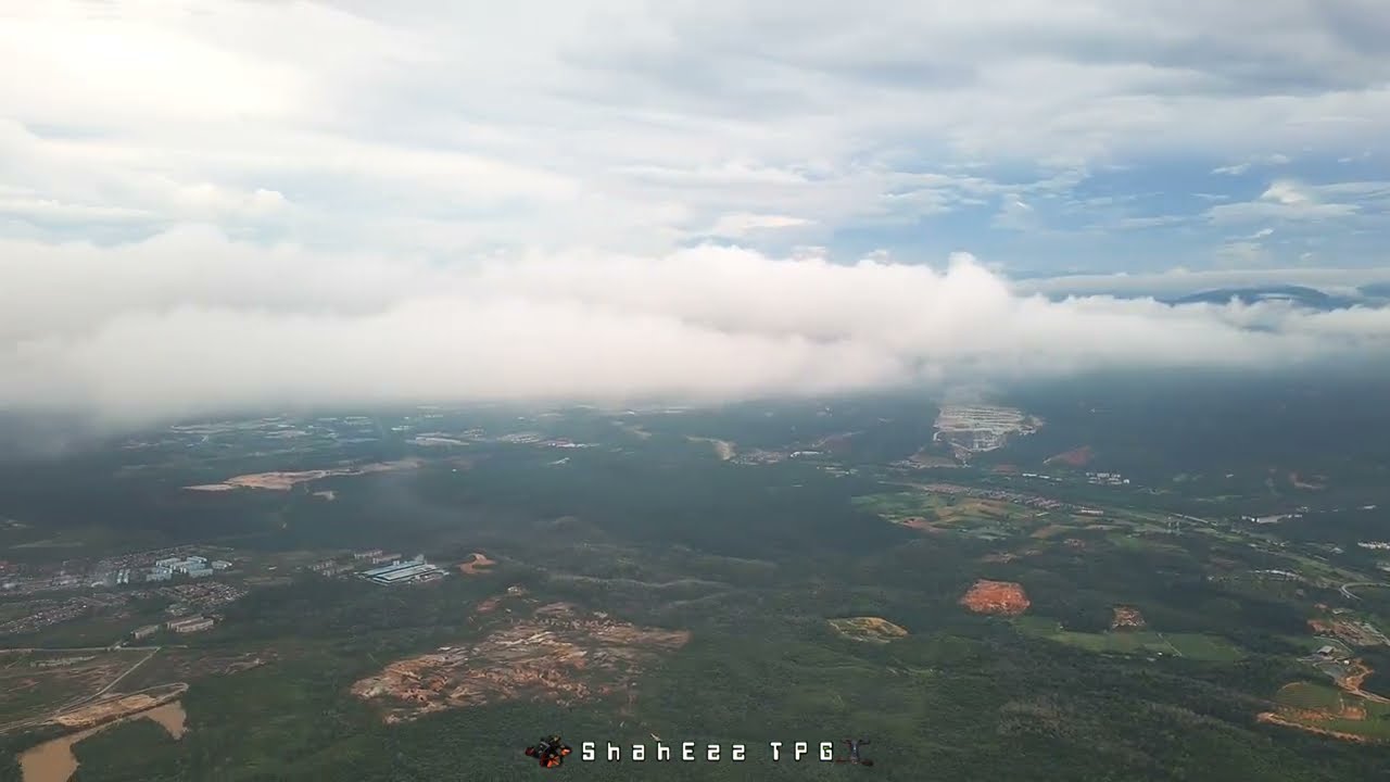 Video Footage By Hubsan - Ace Pro Refined & Dji Avata. #drone #footage #hubsan #dji