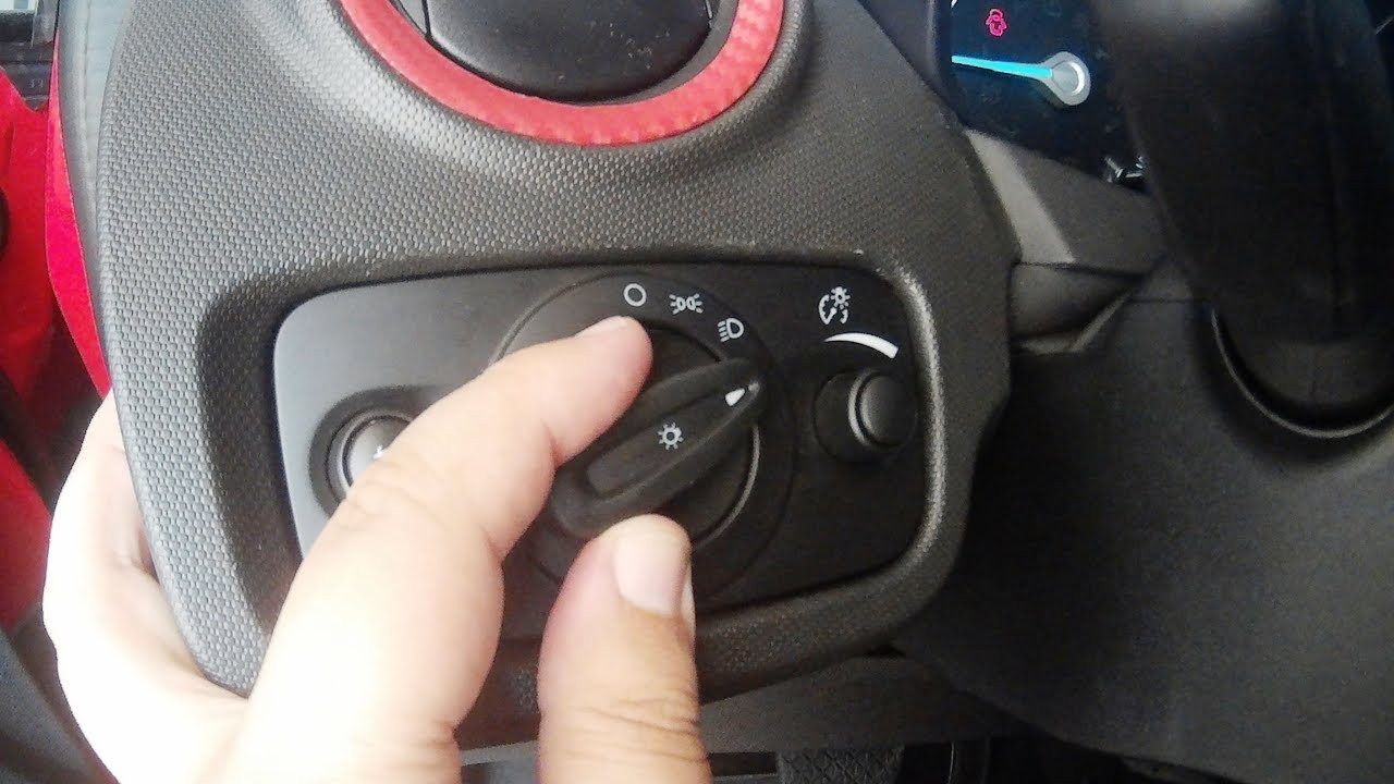 New Fiesta ACENDIMENTO AUTOMÁTICO DOS FARÓIS *Review*