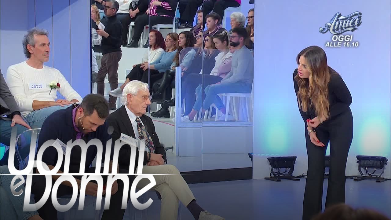 Uomini e Donne, Trono Over - Il confronto in studio tra Roberta e Alessandro