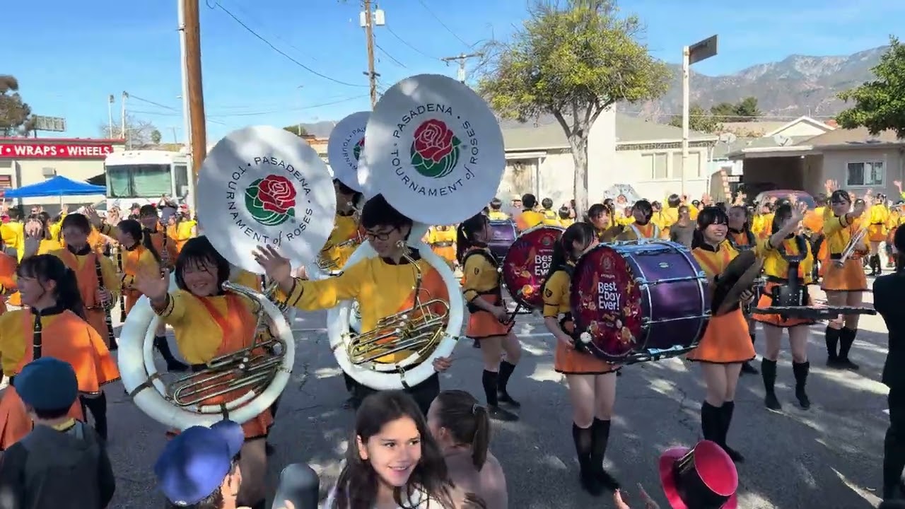 Unplanned Kyoto Tachibana Sing Sing Sing @8:55 | Rose Parade 2025