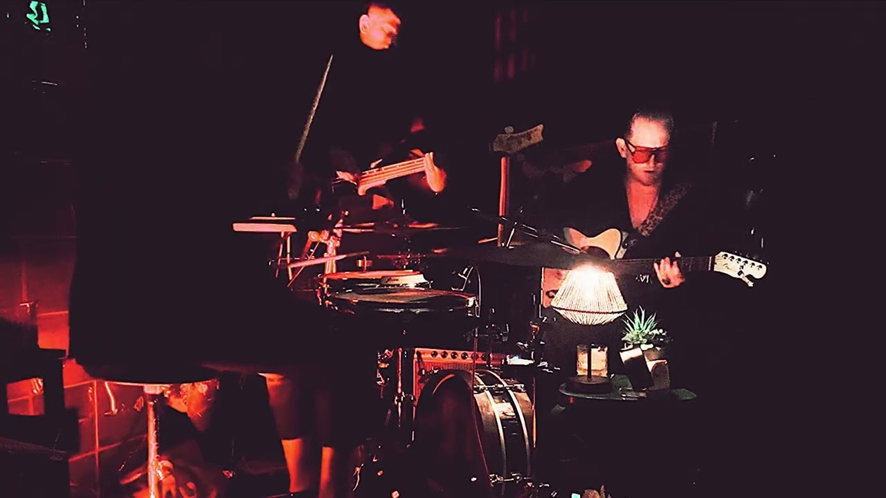 PINKBILLMUSIC: C. HOLMES TRIO-LIVE @ the Night We Met HS26/6a feat. ERIK HAMMER