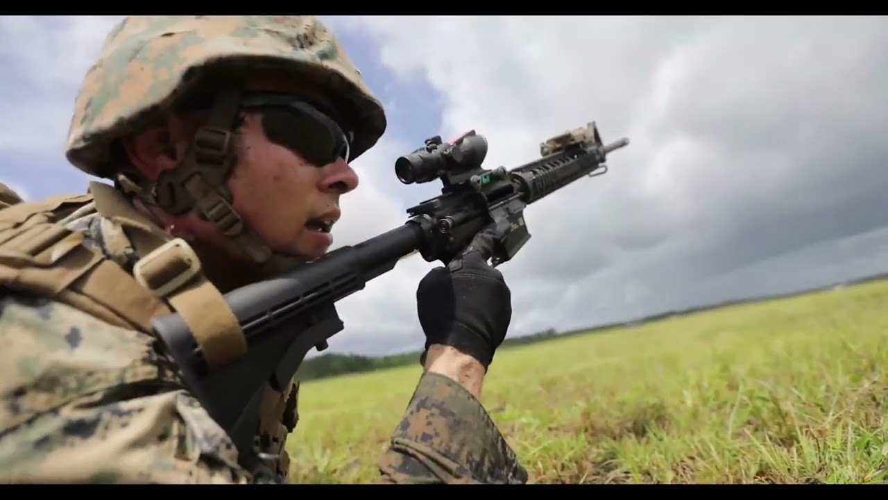 U.S. Marines with Marine Corps Combat Instructor School Conduct AMAZING a Live Fire Exercise