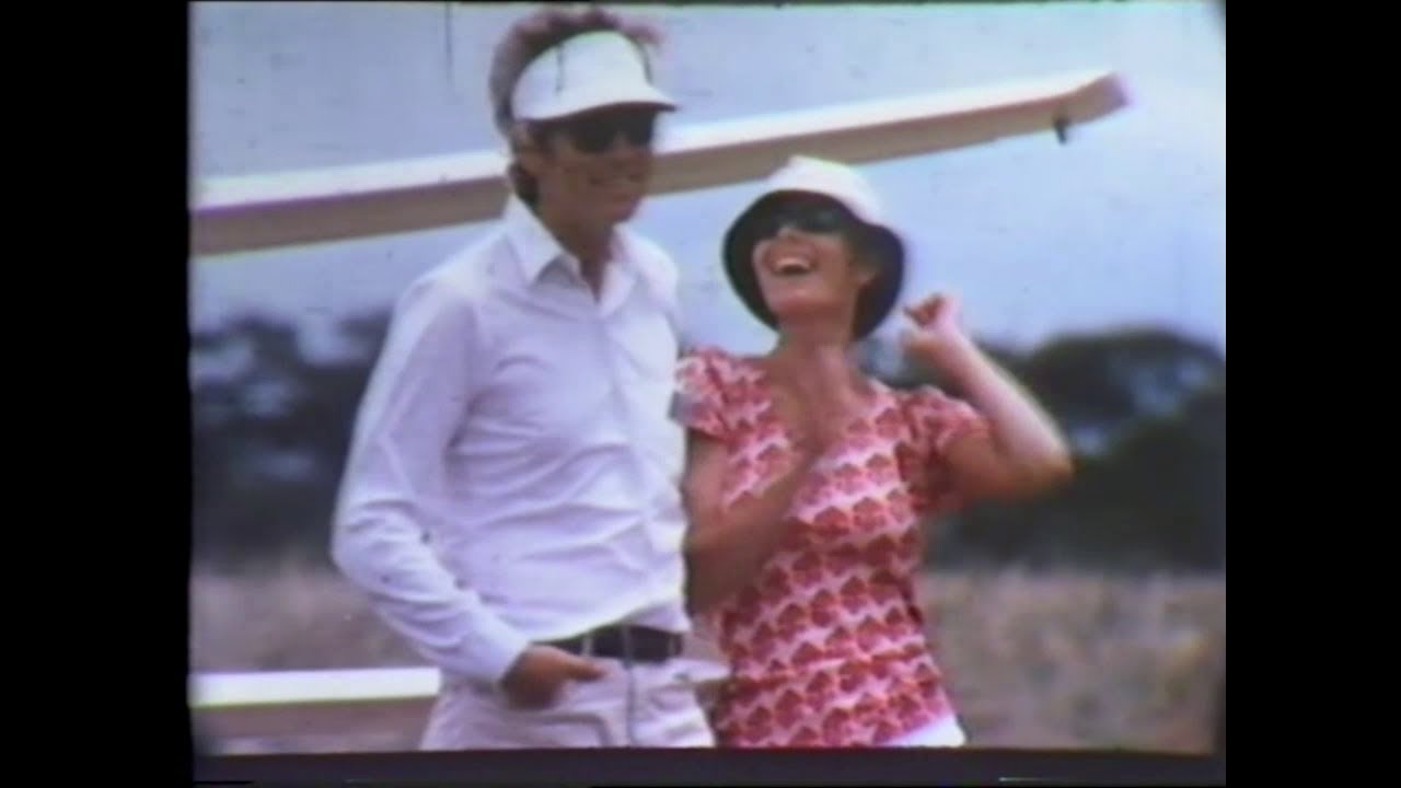 Zulu Romeo -  Good Start.  Film of the  1974 World Gliding Championships.