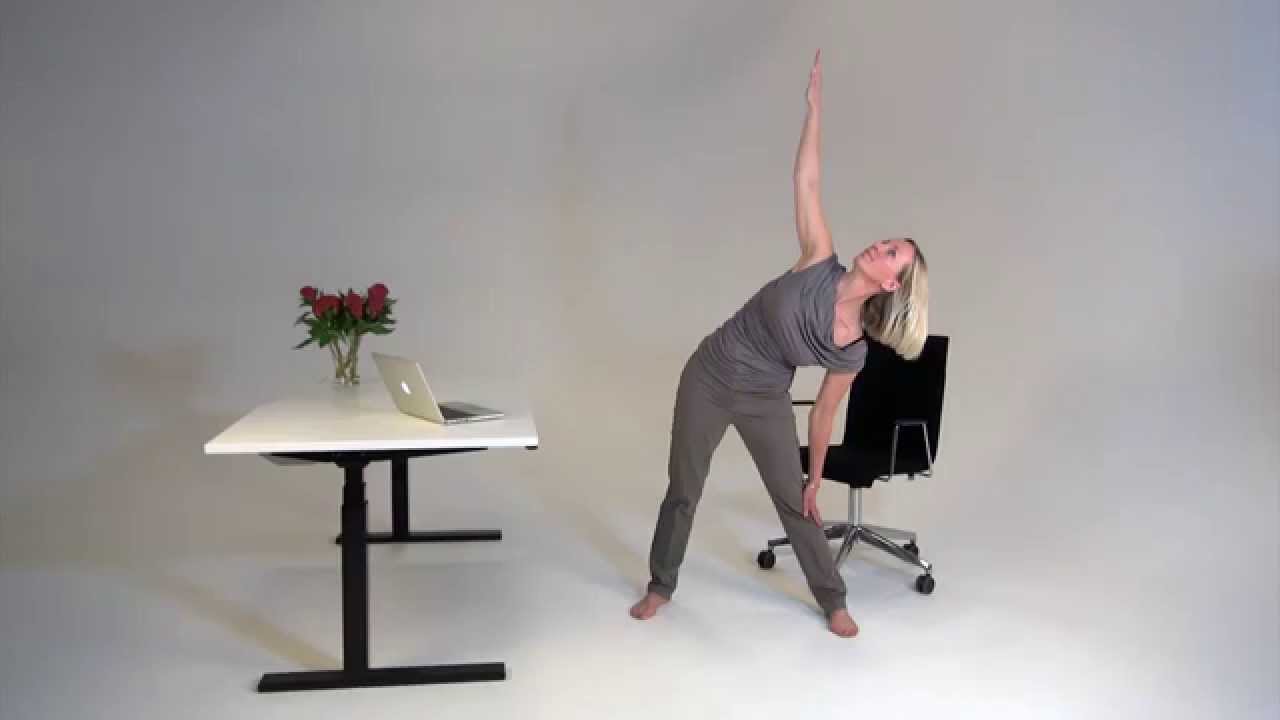 Enkel yoga du kan gjøre på jobb! - 7 minutters program.