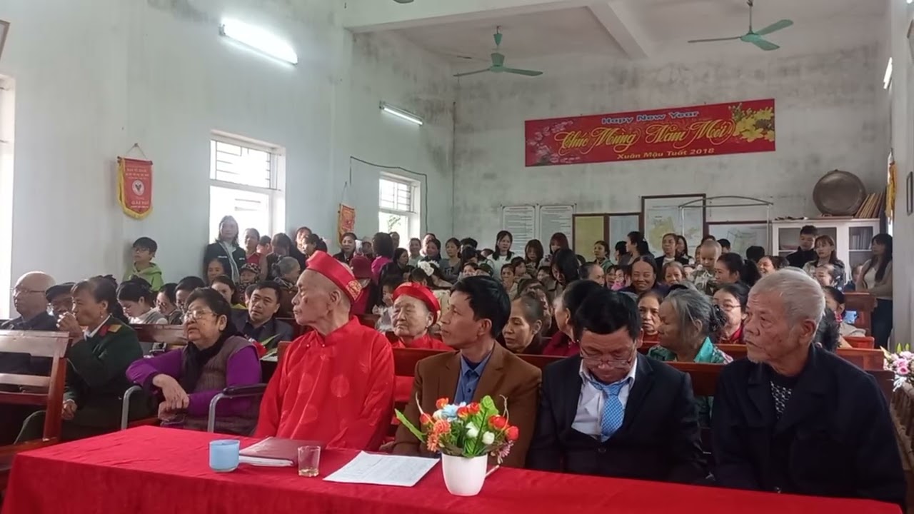 Cụ Phạm quang Vinh thể hiện bài hát...mừng Thọ NCT Thôn Thọ cách, xã Phong doanh Ninh Bình. 