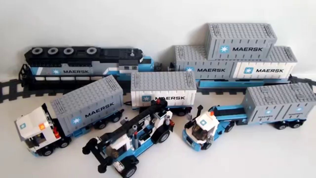 Lego custom container reach stacker . A supplement for the Lego Maersk train set