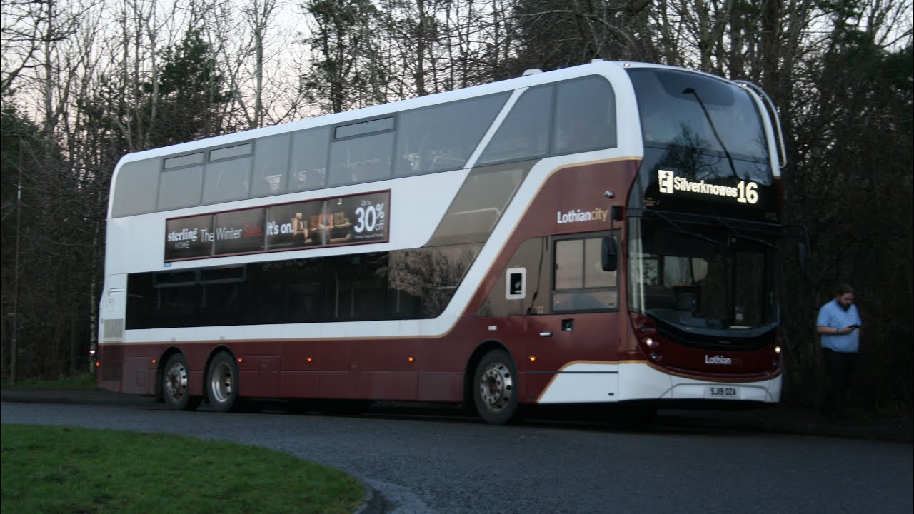 1122 - SJ19OZA (Lothian Buses)