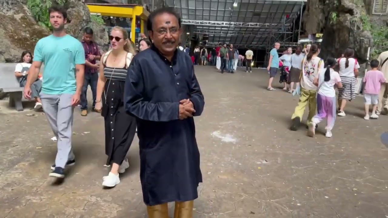Malaysia Visit Part 3 - Subramanya Swamy Temple, Batu caves, Kuala Lumpur