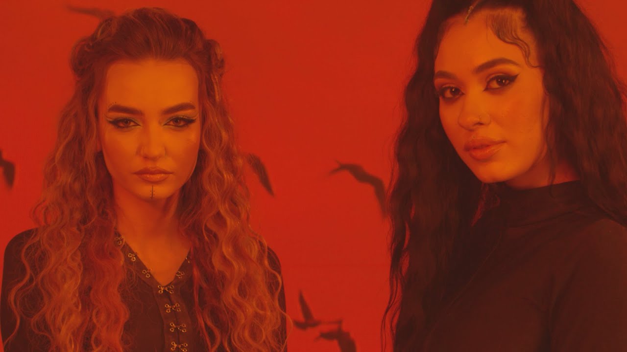 Letty & Lunna - Un Baiat Ce L am Iubit | Manele De Top