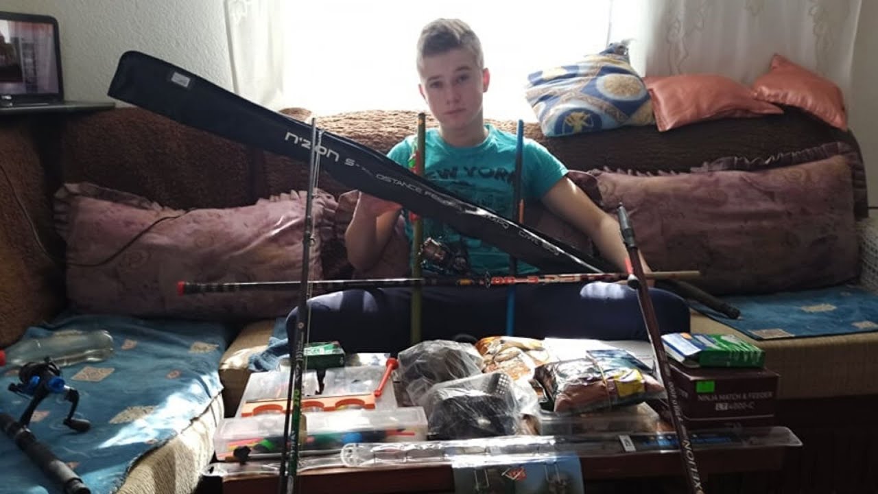 Sva Markova oprema za Pecanje