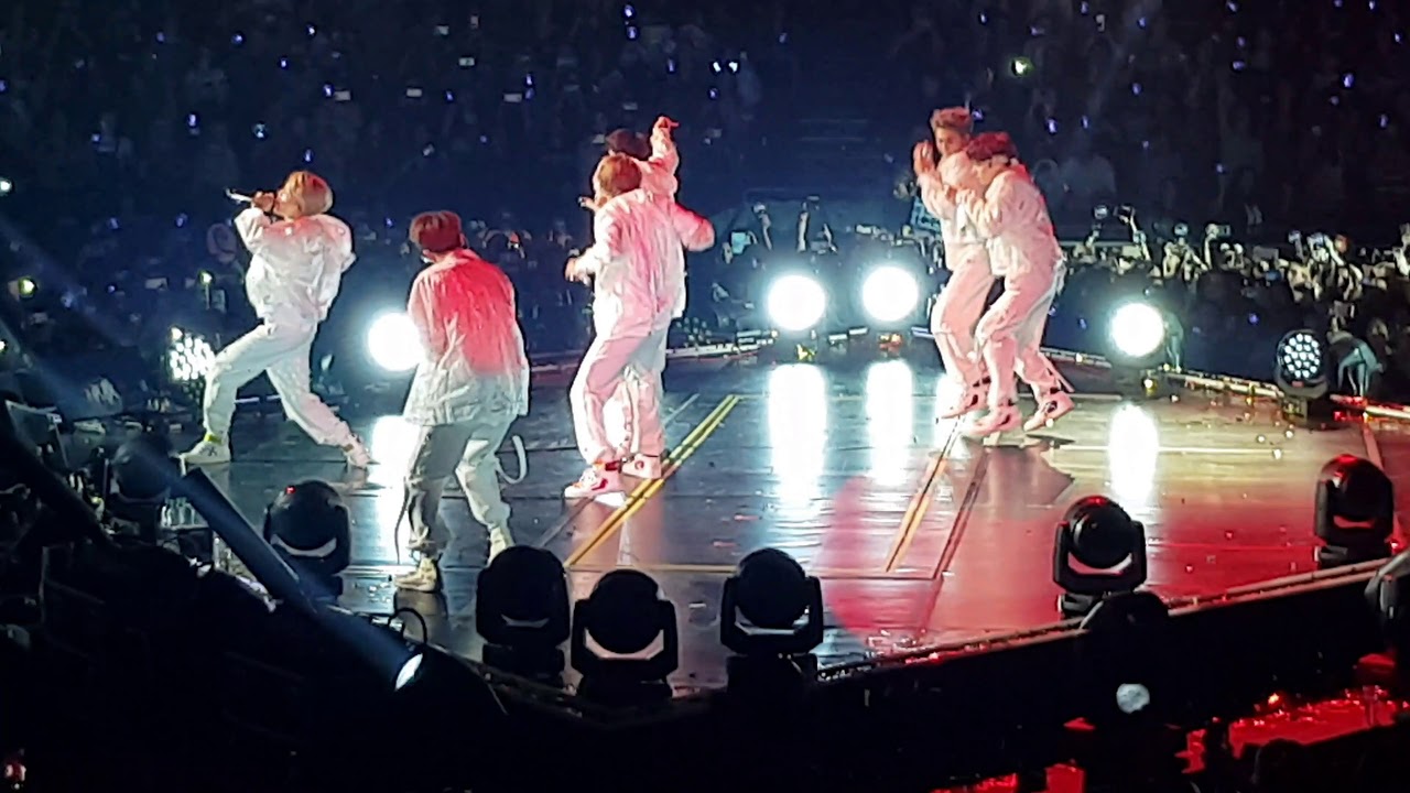 181009 MIC DROP 방탄소년단 BTS Love Yourself Tour O2 Arena London 4K Ultra HD Fancam