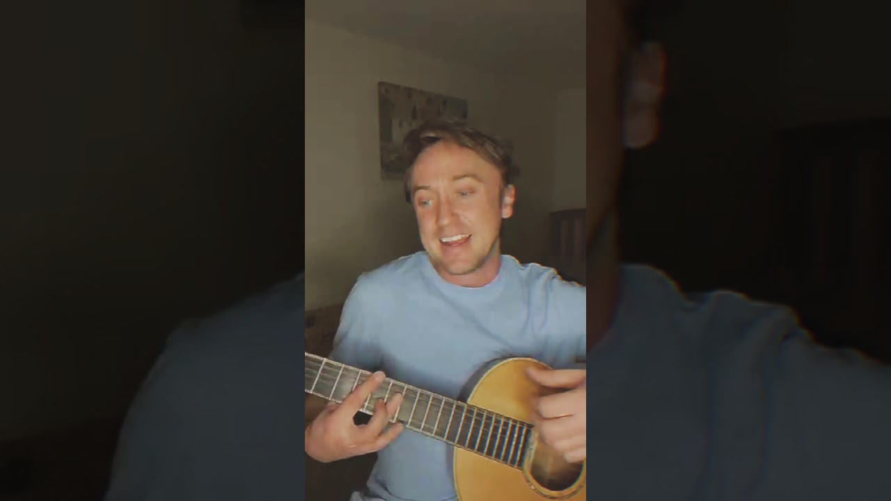 Tom Felton sings about Dramione, Drarry & Drapple ( Instagram live 9.02.21)