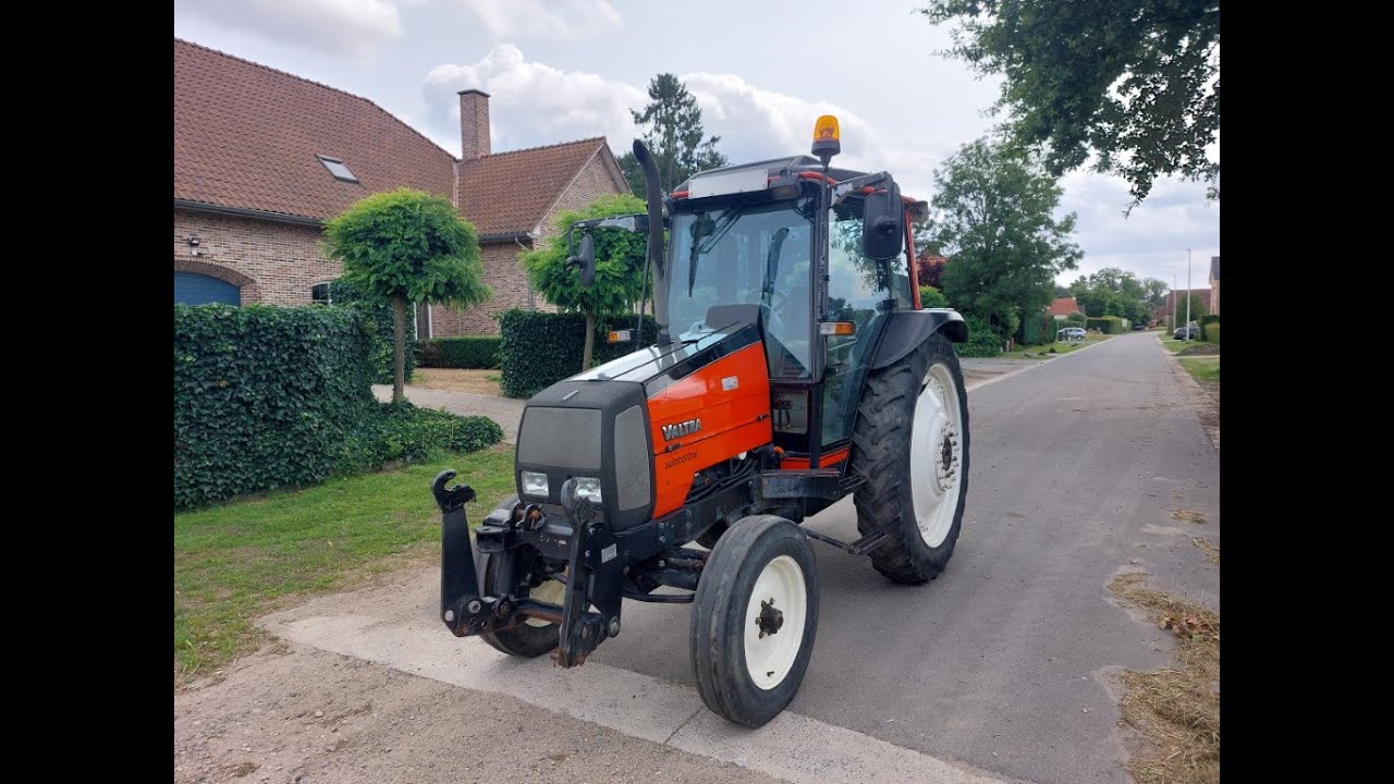 Valtra A85