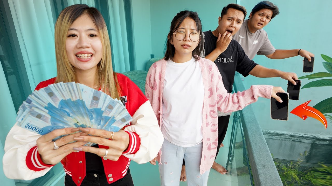 LAMA-LAMAAN BERTAHAN PEGANG IPHONE!! YANG TERAKHIR MENANG DAPAT UANG TUNAI!!