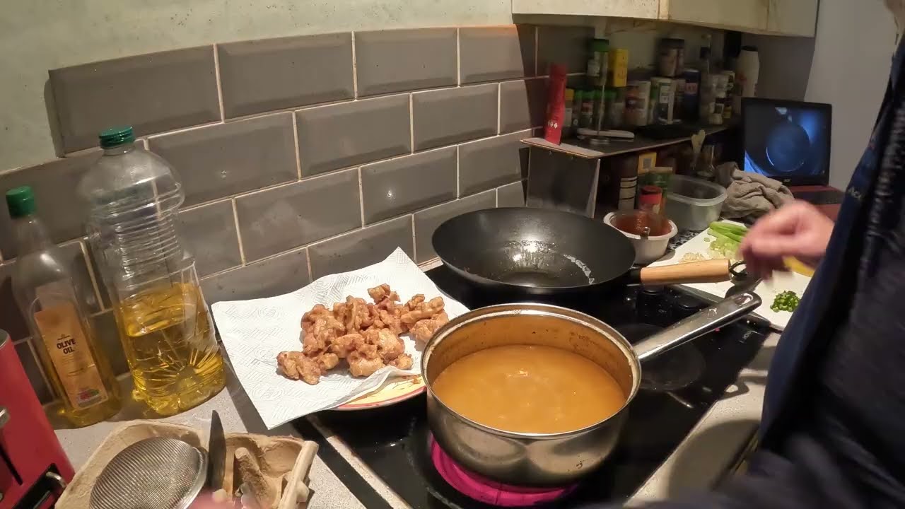 Острая курица с чесноком, как в ресторане.