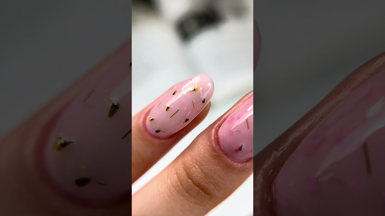 #flowersnails #mollynails #fiorisecchi #fioriunghie  #nailinspo