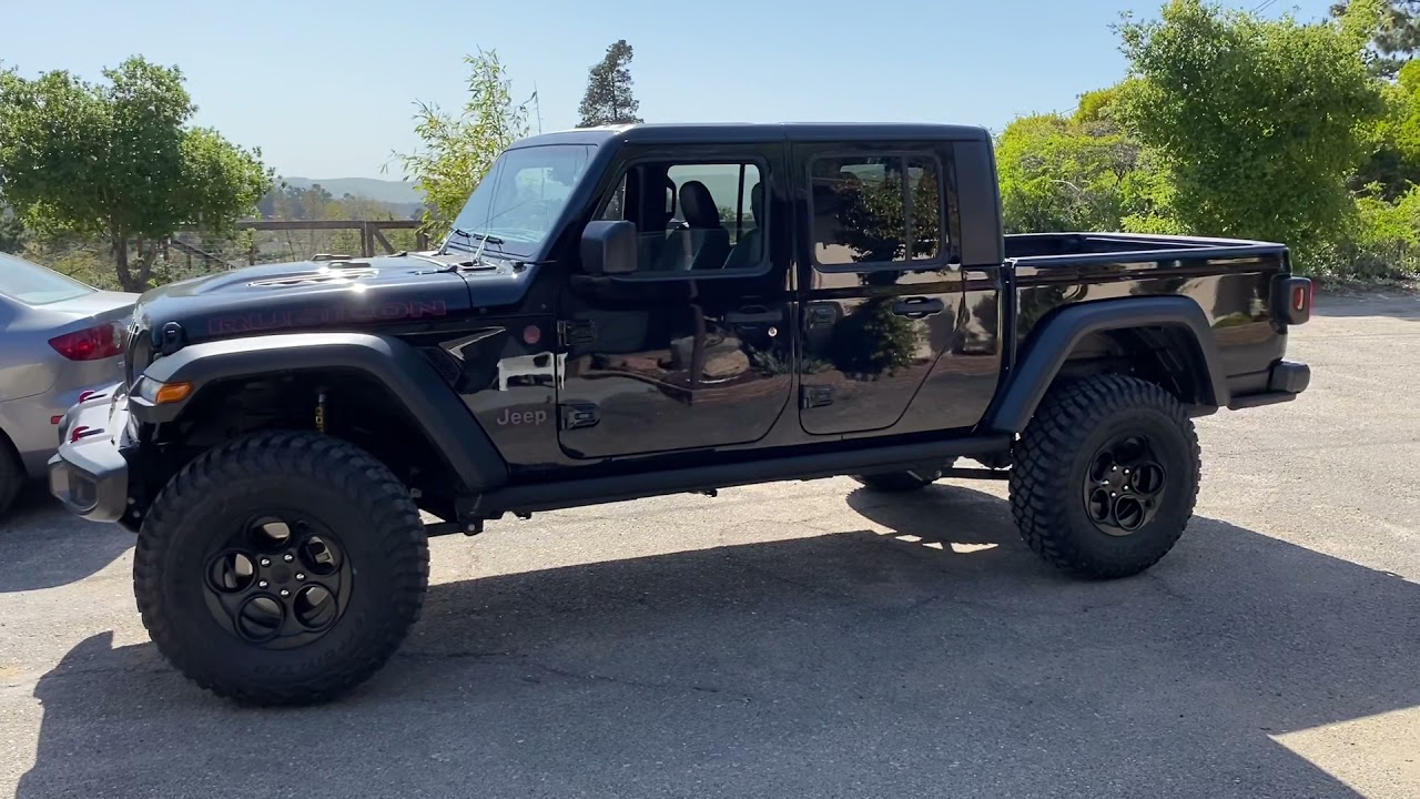 GLADIATOR RUBICON AEV 2.5 LIFT