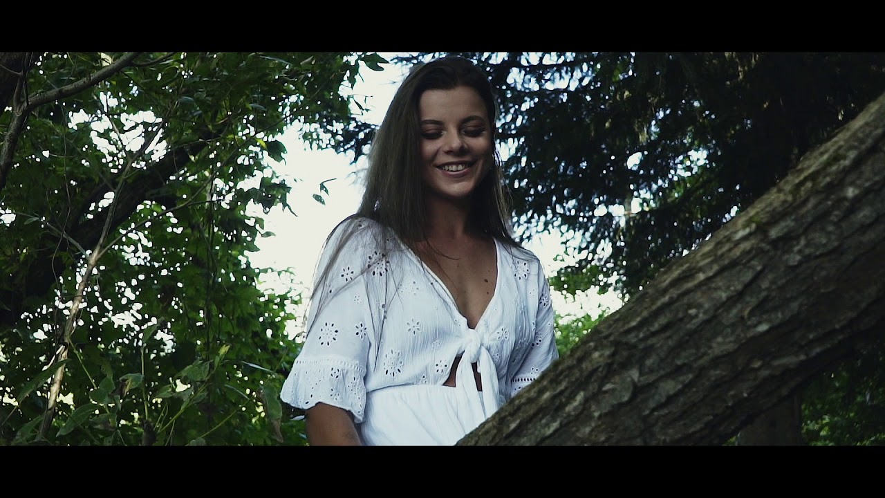 Klapa Semikantá- Miris tvojih usana